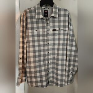 Wrangler Shirt Adult XL Grey/White Plaid Button Up Regular Fit Long Sleeve Mens